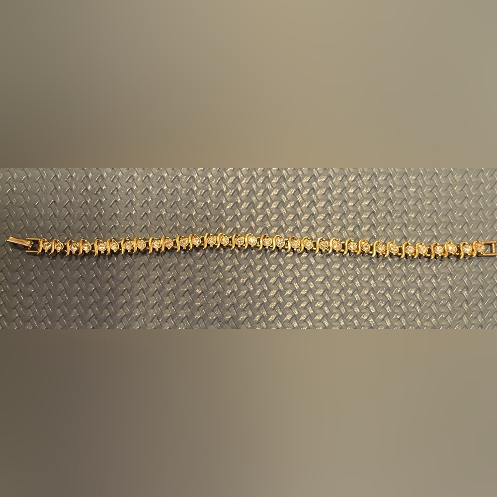 ✨ Vintage Signed Rhinestone Tennis Bracelet ✨